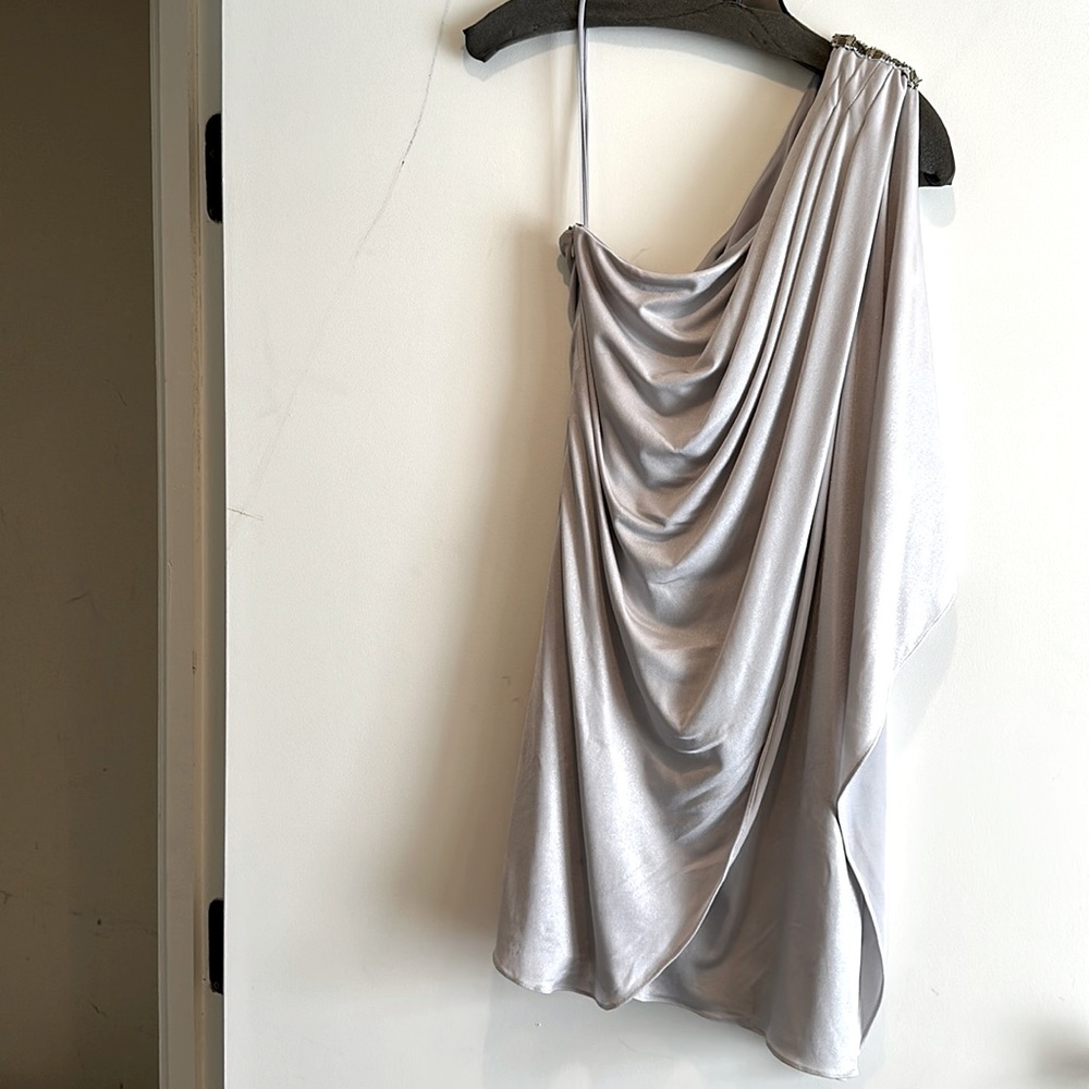 Badgley Mischka top. Color: Silver. Size: S